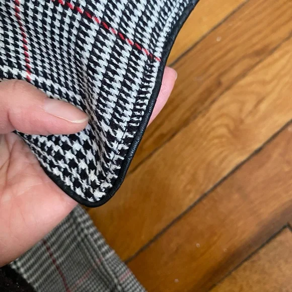 Zara Basic plaid zip grey blouse top with faux leather trim inside Size XS - Picture 5 of 6